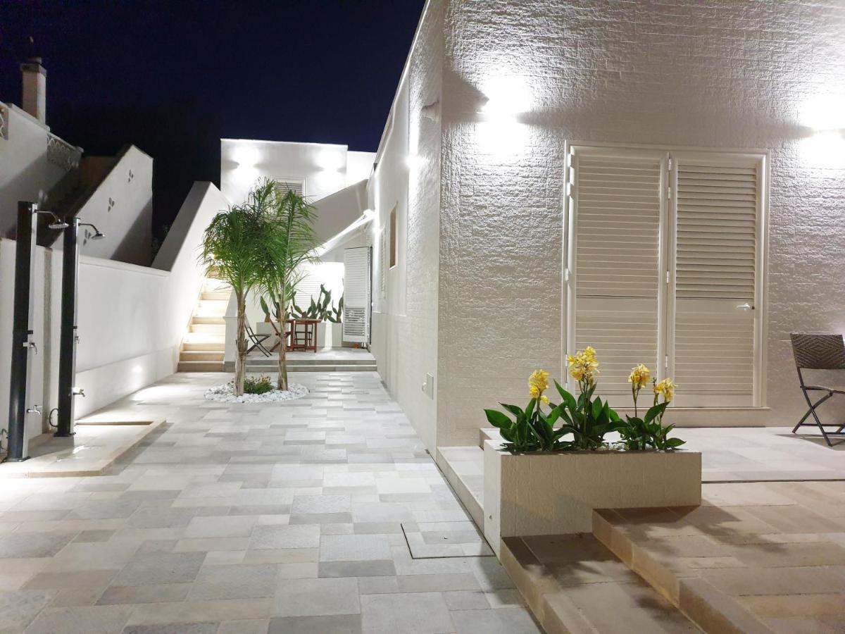 La Baia Apartments Torre Lapillo Dış mekan fotoğraf