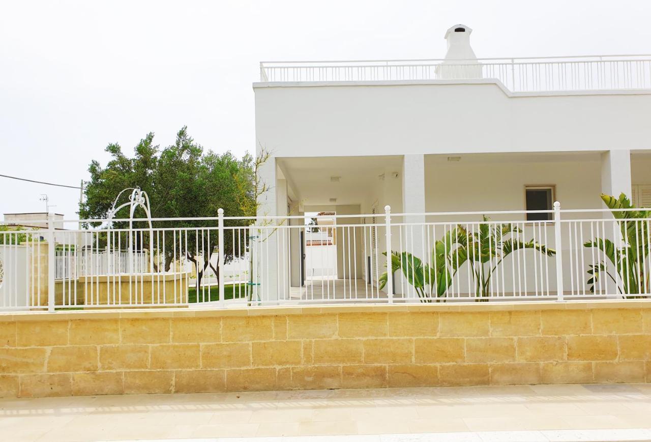 La Baia Apartments Torre Lapillo Dış mekan fotoğraf