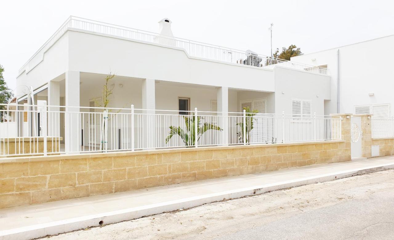 La Baia Apartments Torre Lapillo Dış mekan fotoğraf