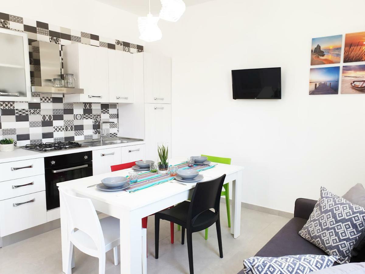 La Baia Apartments Torre Lapillo Dış mekan fotoğraf