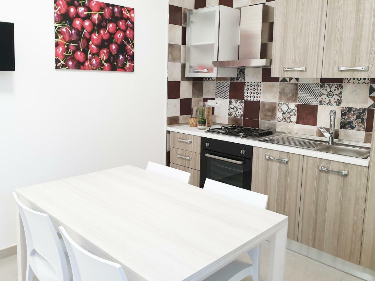 La Baia Apartments Torre Lapillo Dış mekan fotoğraf