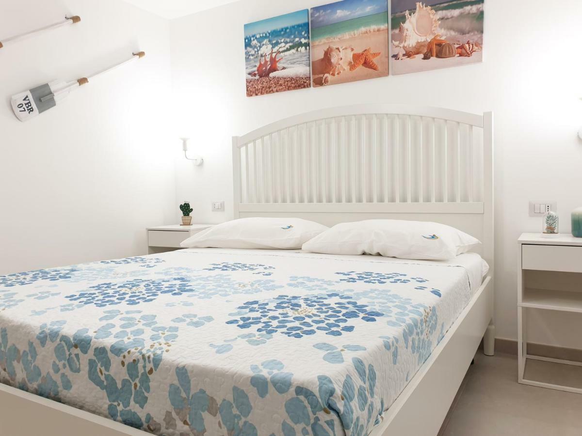 La Baia Apartments Torre Lapillo Dış mekan fotoğraf