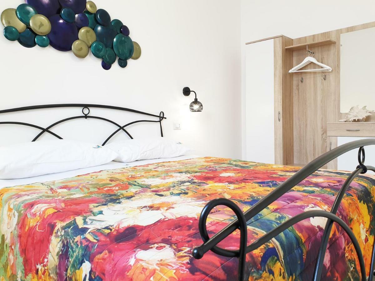 La Baia Apartments Torre Lapillo Dış mekan fotoğraf